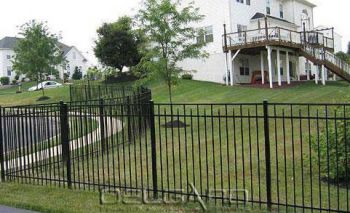 Doria Residential Aluminum Fence