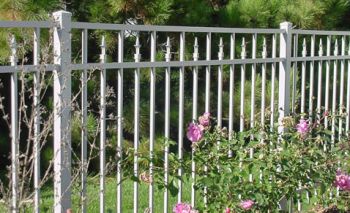 Doria Commercial Aluminum Fence